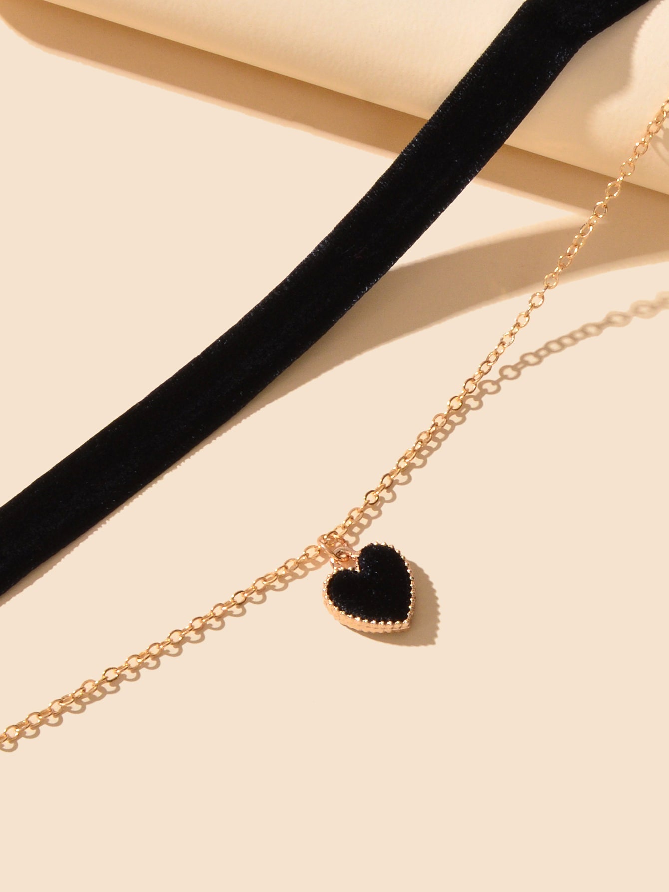 Retro Red Black Velvet Short Choker Gold Chain Double layer Heart Charm Necklace-2