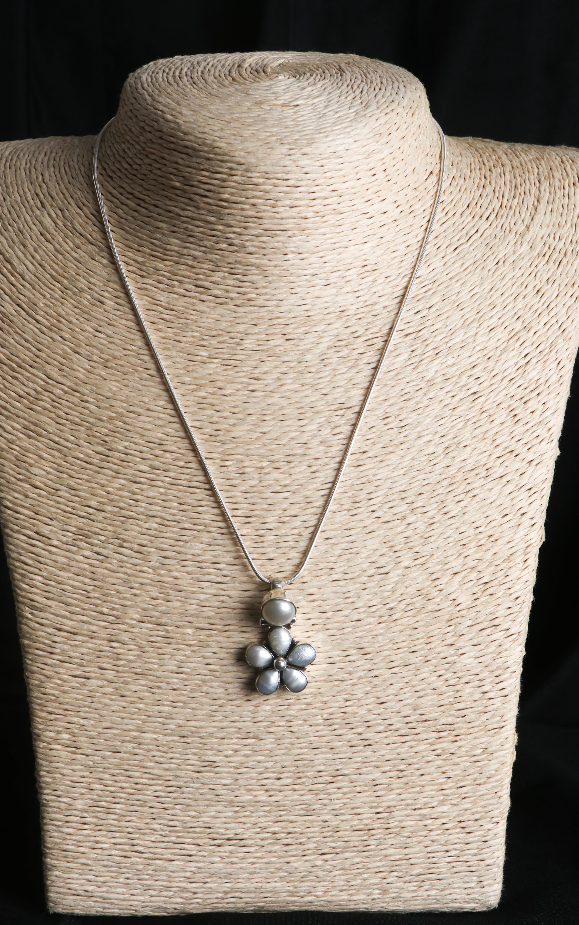 Floral Pearl Pendant-4